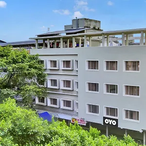 Spot On Town Residency Hotel